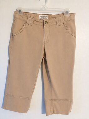 Levi's Tan Capri Pants